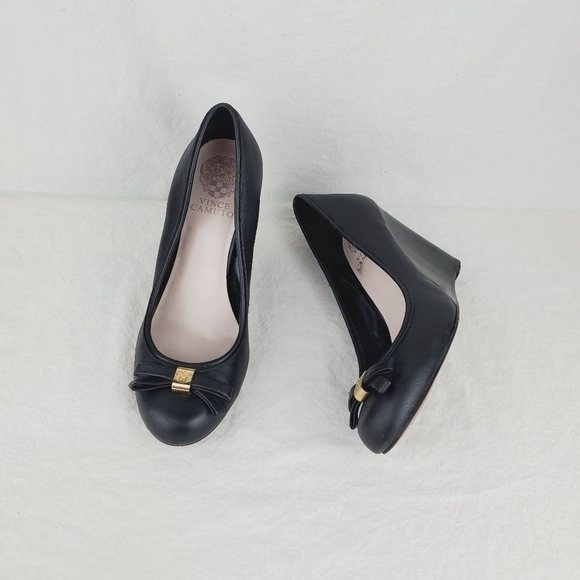 Vince Camuto Morela black leather wedge shoes Size 7B - Picture 3 of 13